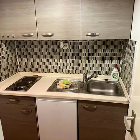 Budget Deutz Apartamento Colónia