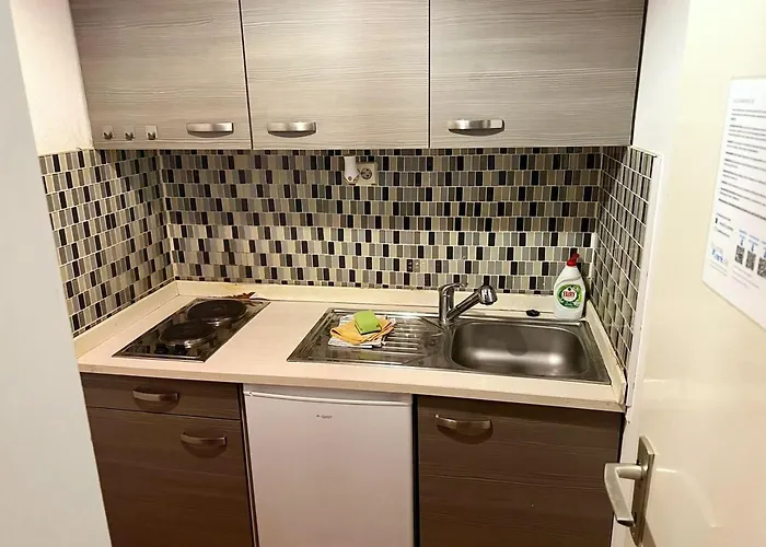 Budget Deutz Apartamento Colonia